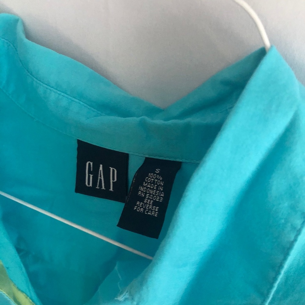 Turquoise button up - Picture 2 of 4
